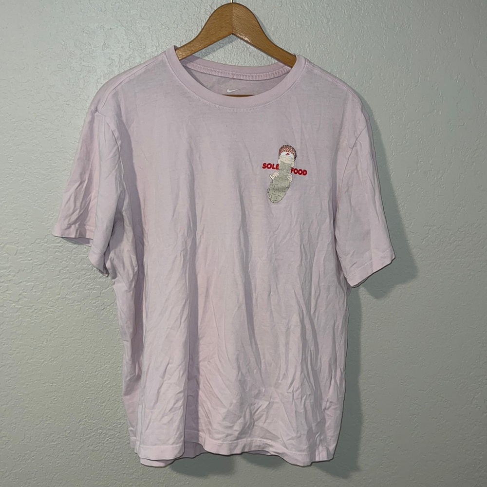 Nike Graphic Tee